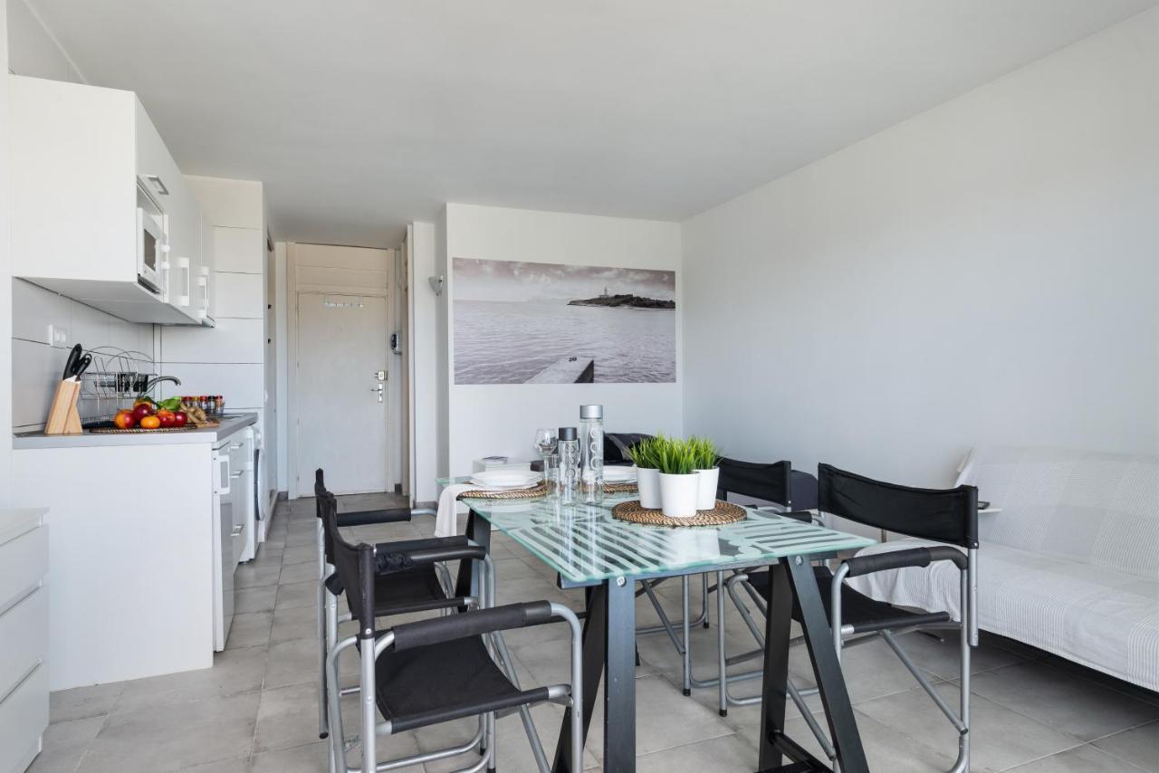 Nice Studio In Siesta 2 In Puerto Alcudia 7 Lägenhet Exteriör bild